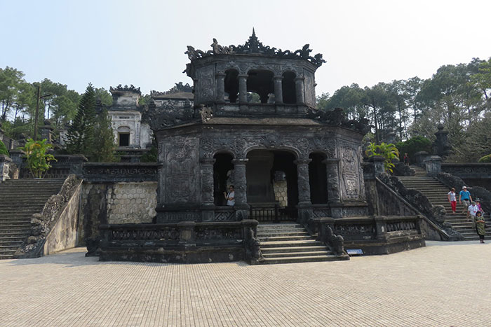 khai dinh tomb hue city pavilion of the stele